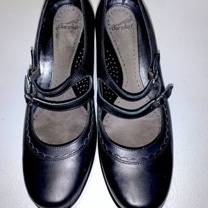 Dansko Mary Jane Shoes Size 8 Never Worn